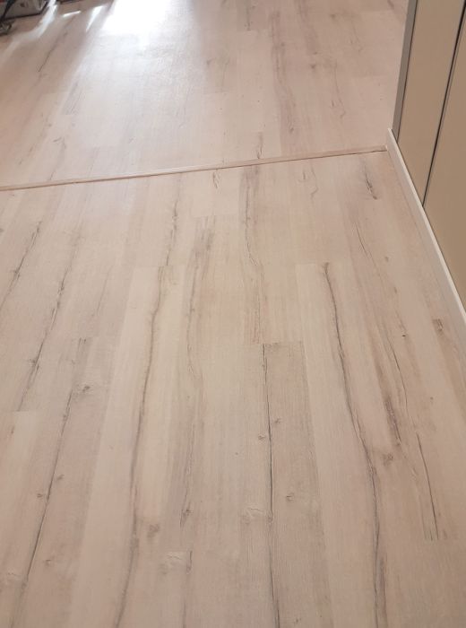 TE di Turra Eugenio. Rivendita e posa parquet, scale e sottotetti. Erbusco, Brescia. Operiamo in tutta Lombardia